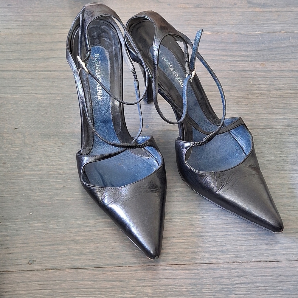 Bcbg black pointy Strappt toe dress heel 8